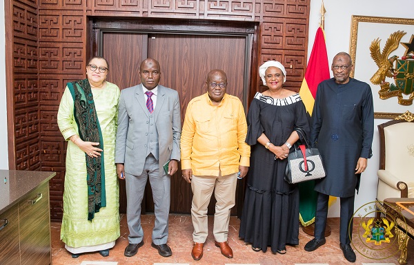 President Akufo-Addo with the Guinean Delegation led by Colonel Sadiba Koulibaly, Second-in-Command of the CNRD (in grey suit)